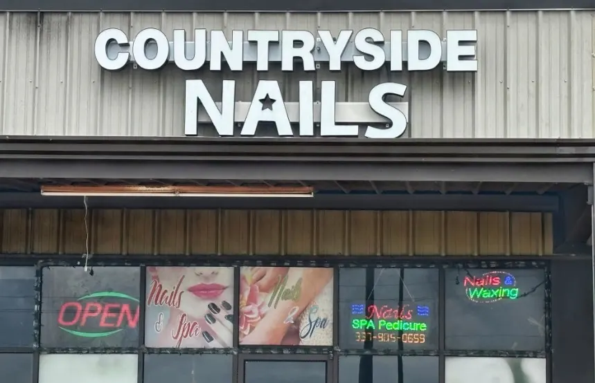 Countryside Nails